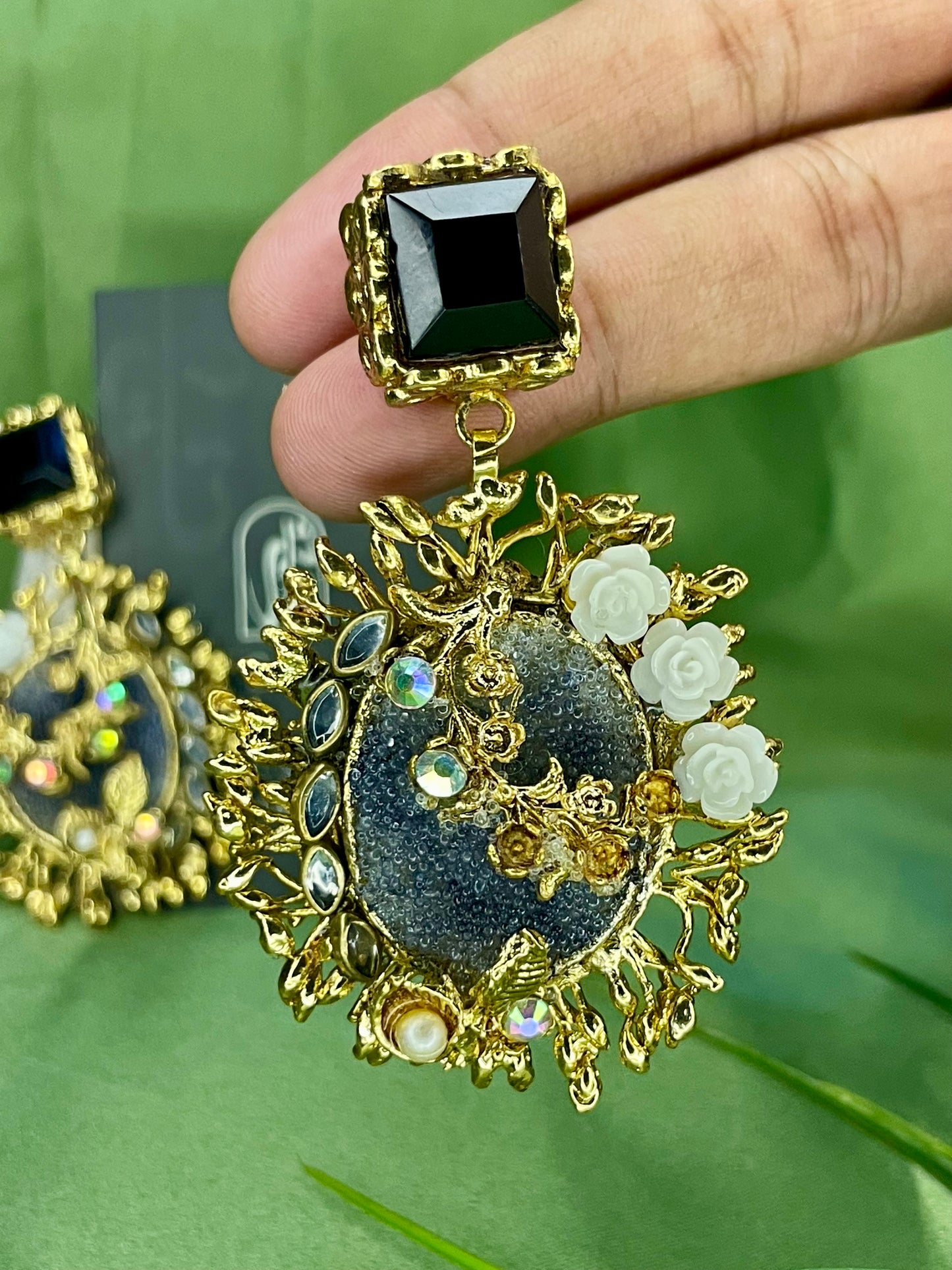 Earrings - Royal Gulab Stud - B1