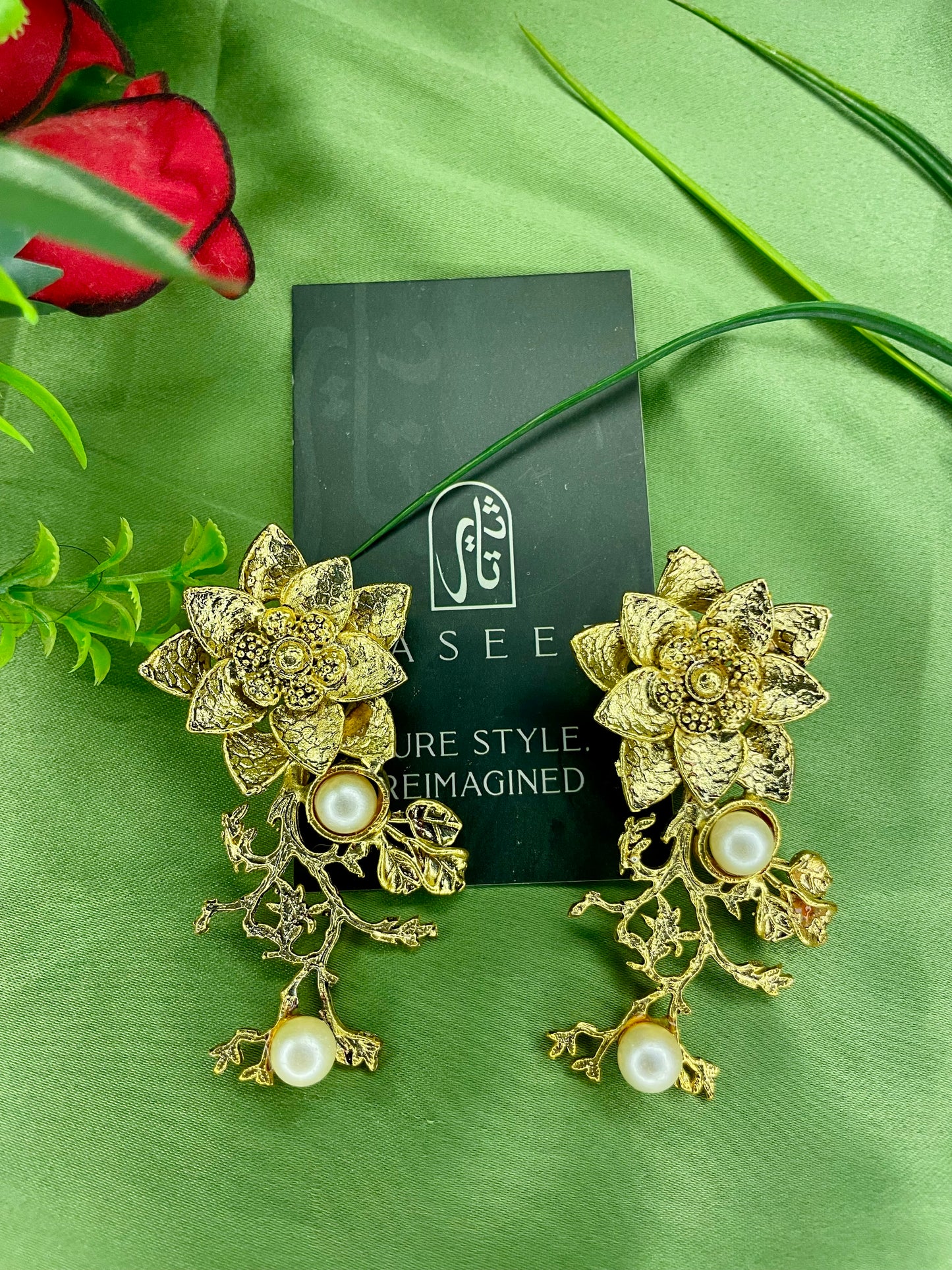 Earrings - Floral Pearls