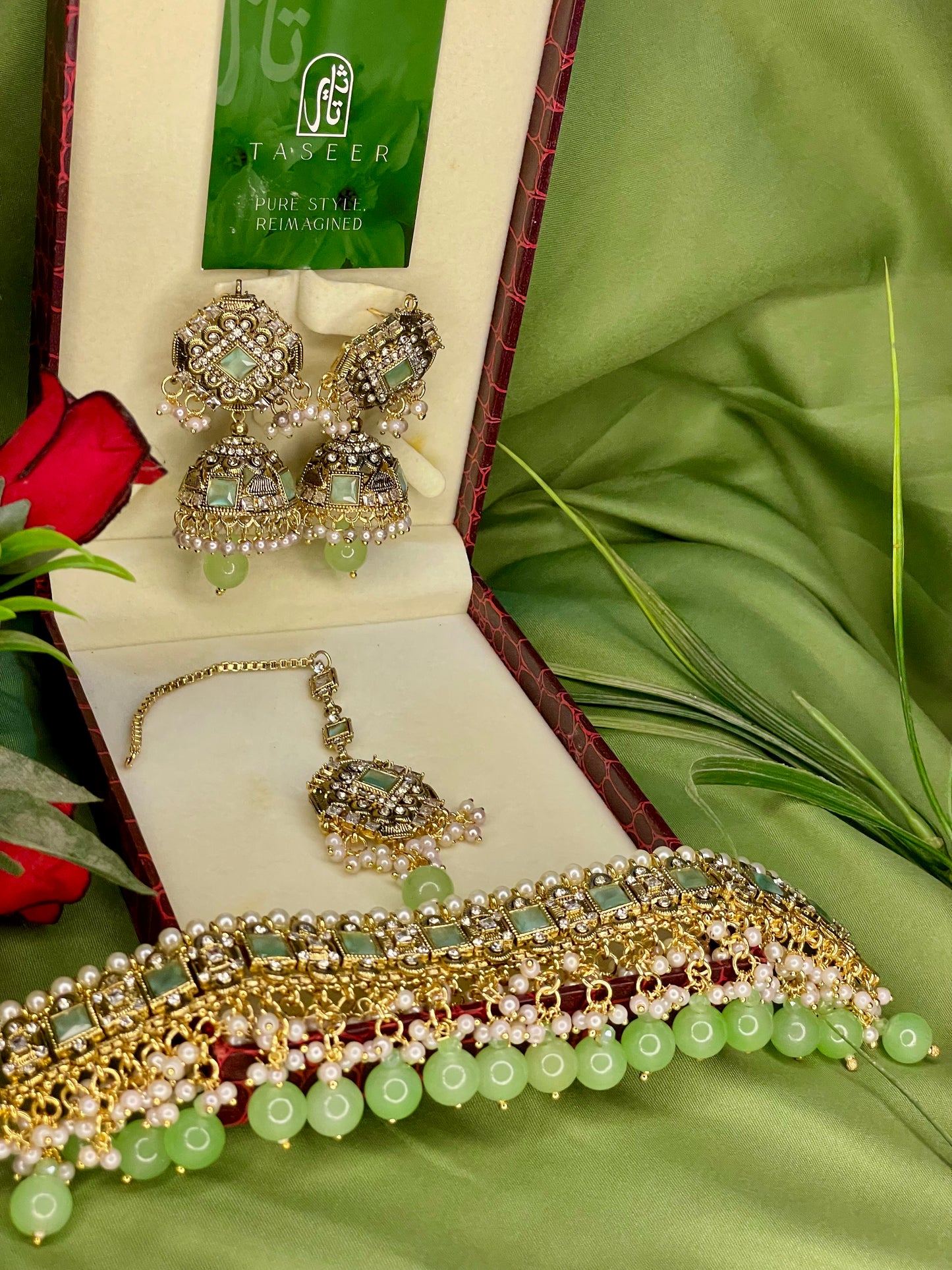 Premium Look Choker Set