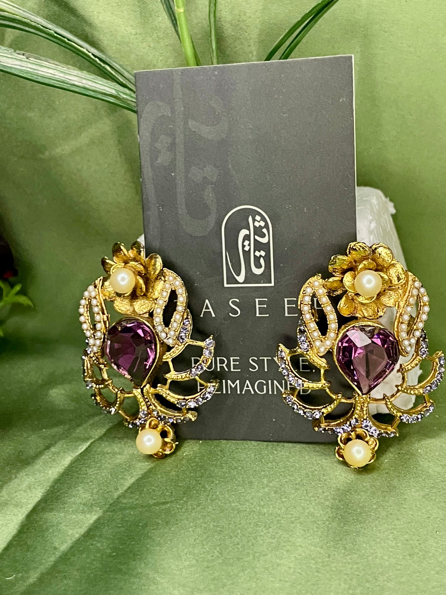 Earrings - Dreamy Studs - Purple