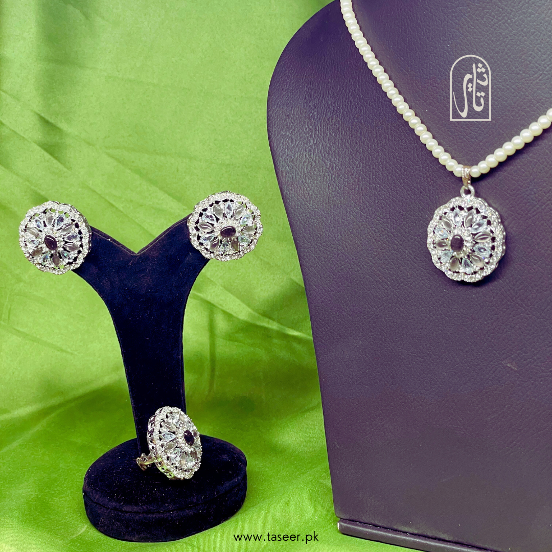 Pendant Necklace Combo Set