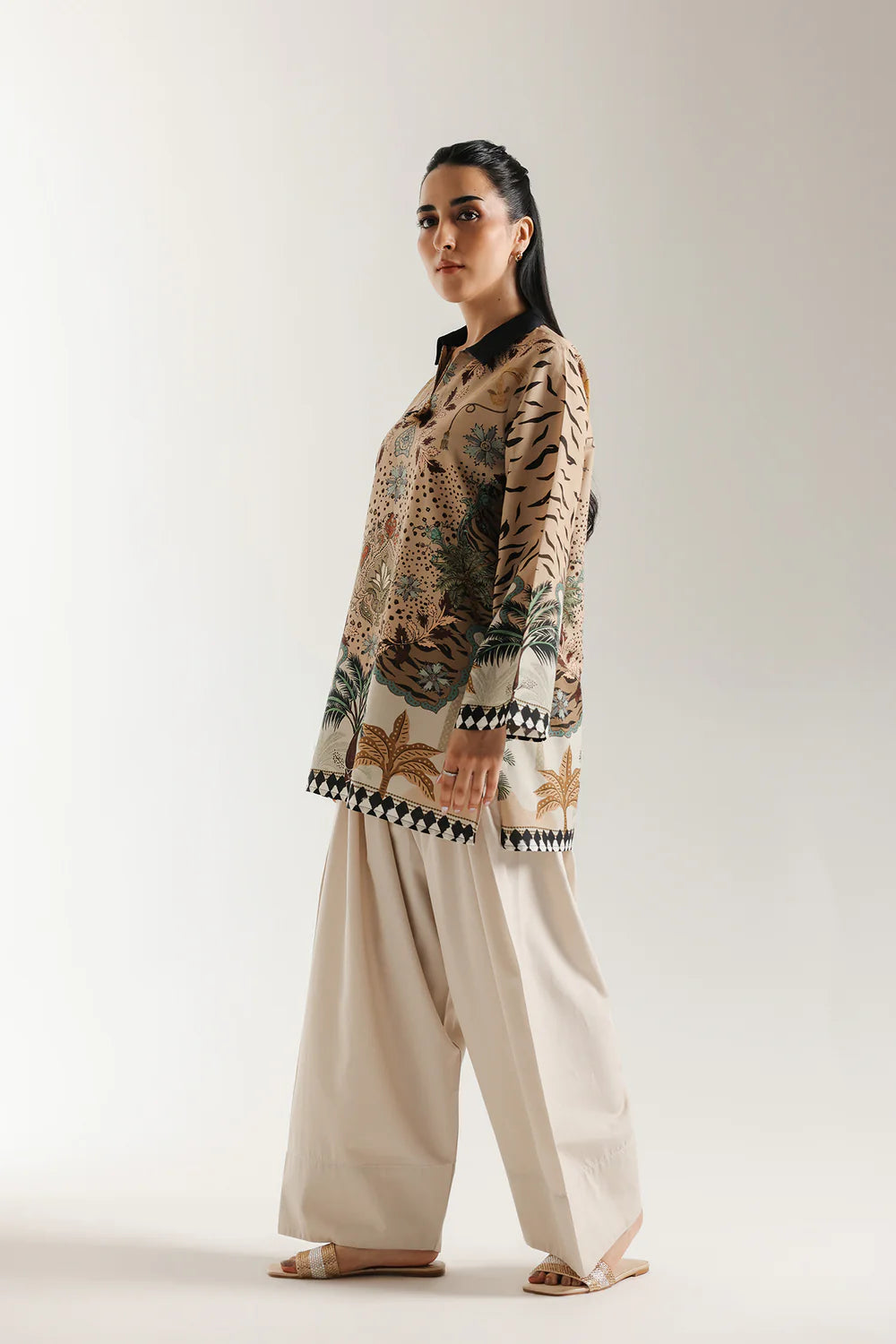 Stylish Farshi Shalwar Co-Ord Set