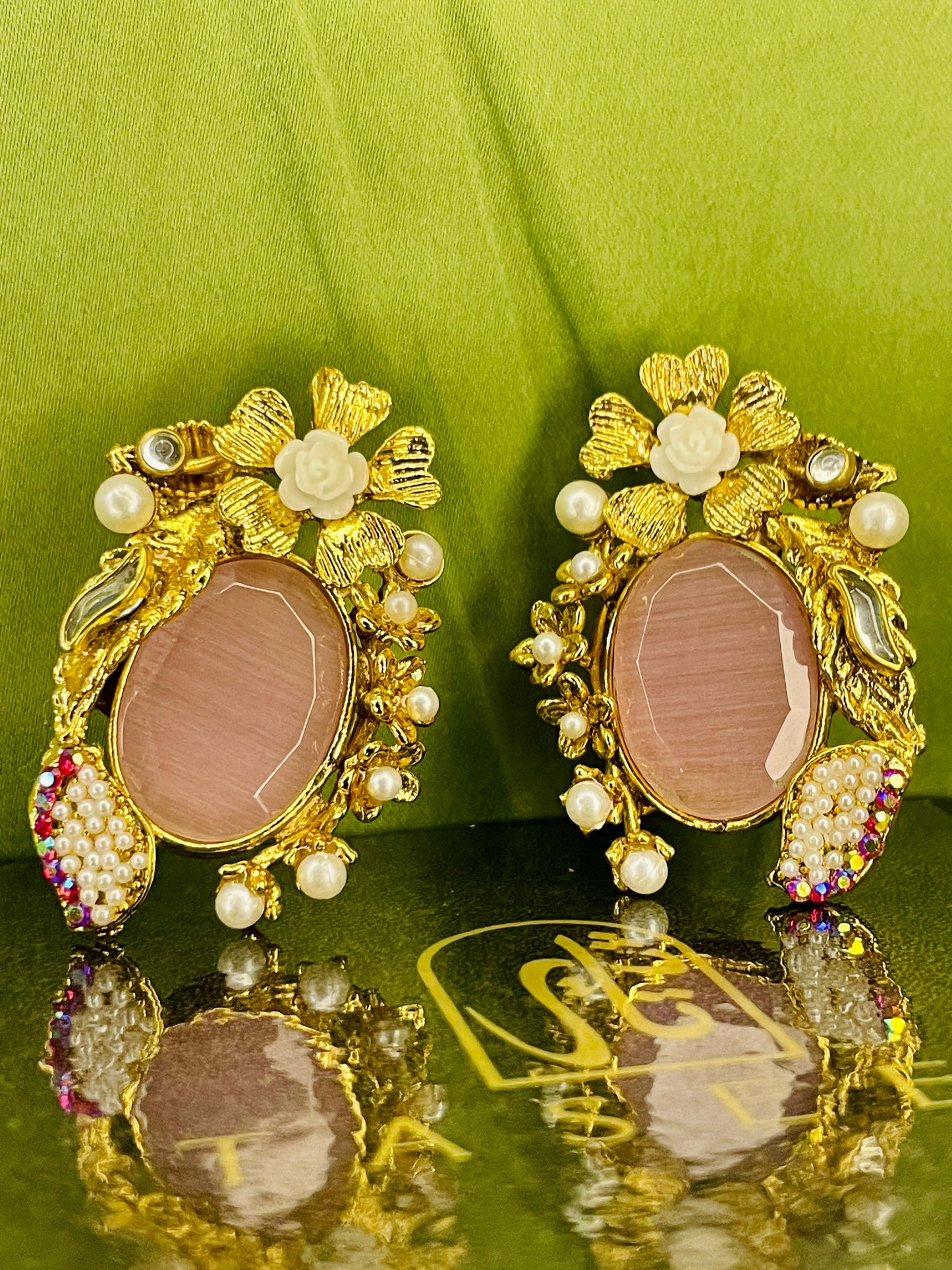 Earrings - Turkish Stones Ovl Floral Studs - Pink