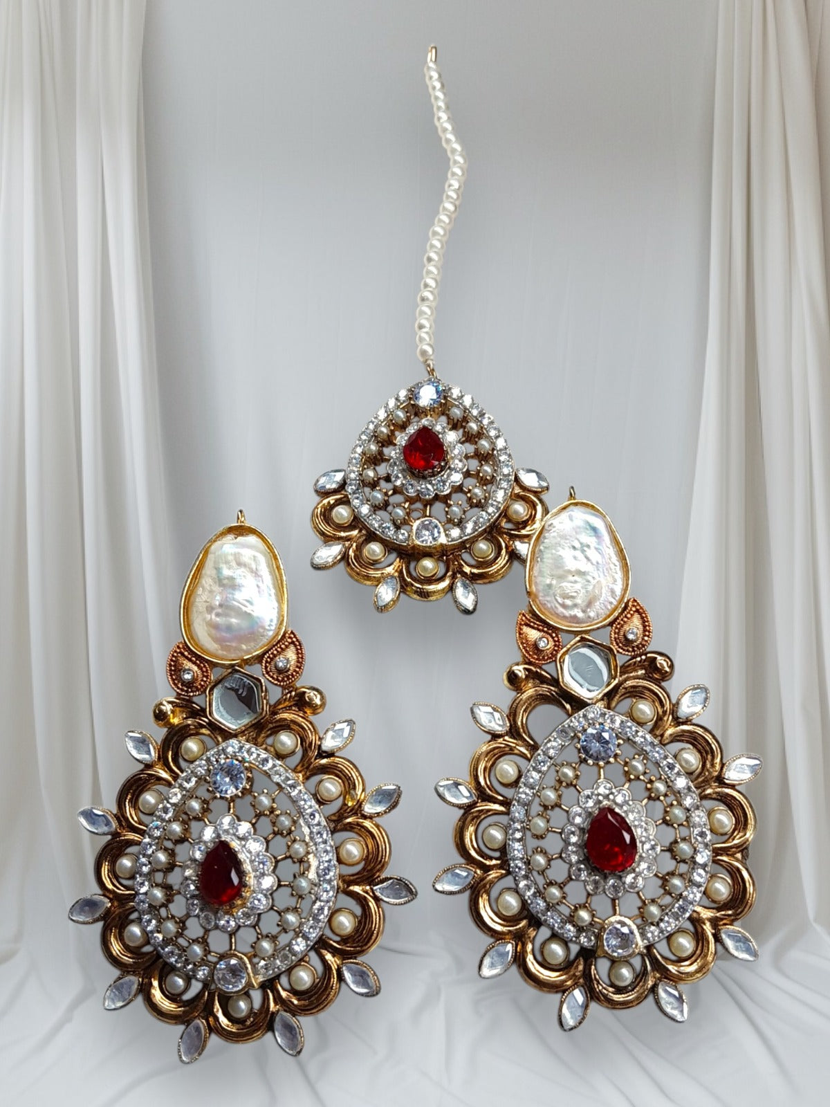 Luxurious Designer Bridal Set with Mother of Pearl – A Timeless Treasure