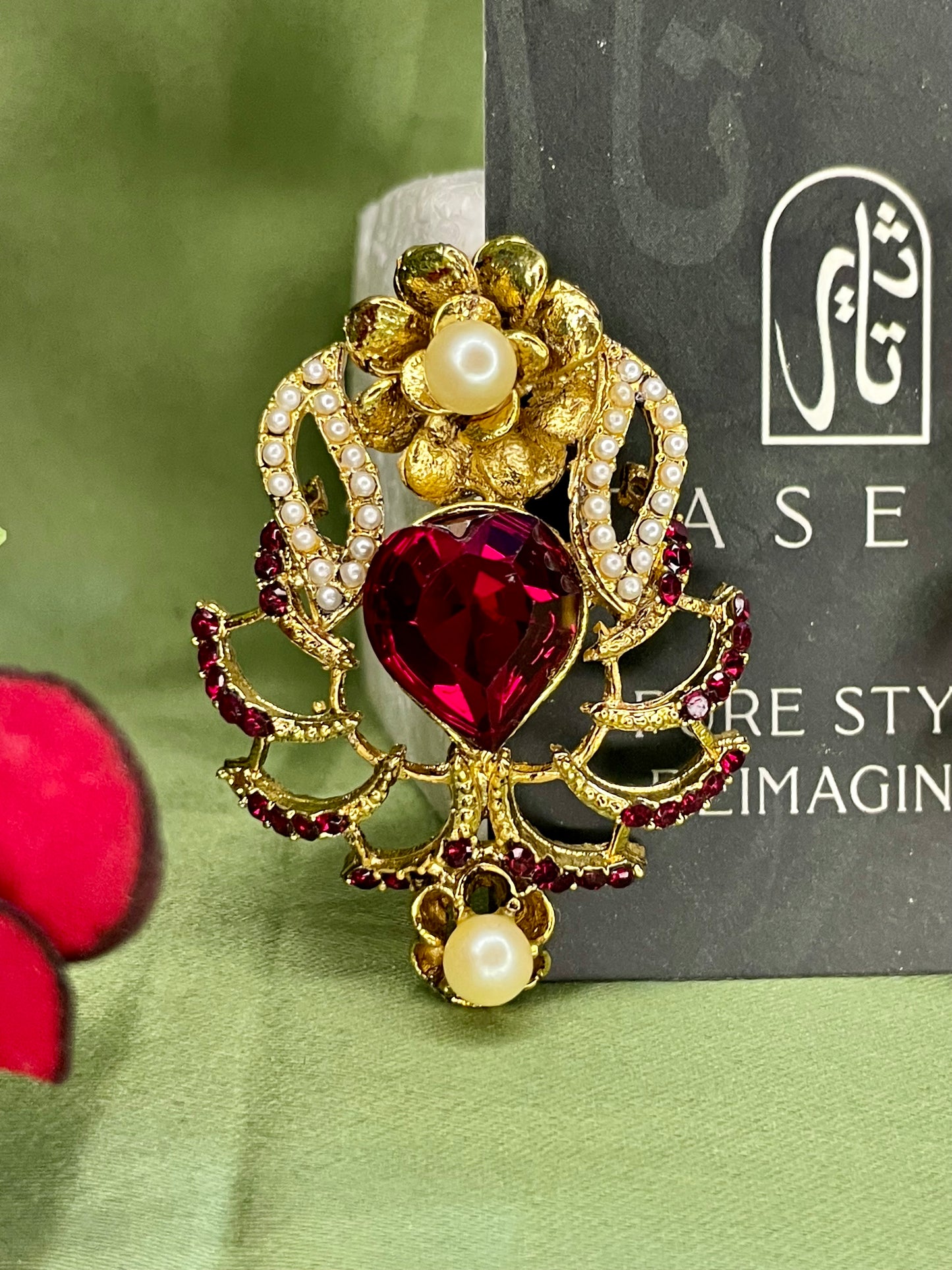 Earrings - Dreamy Studs - Red