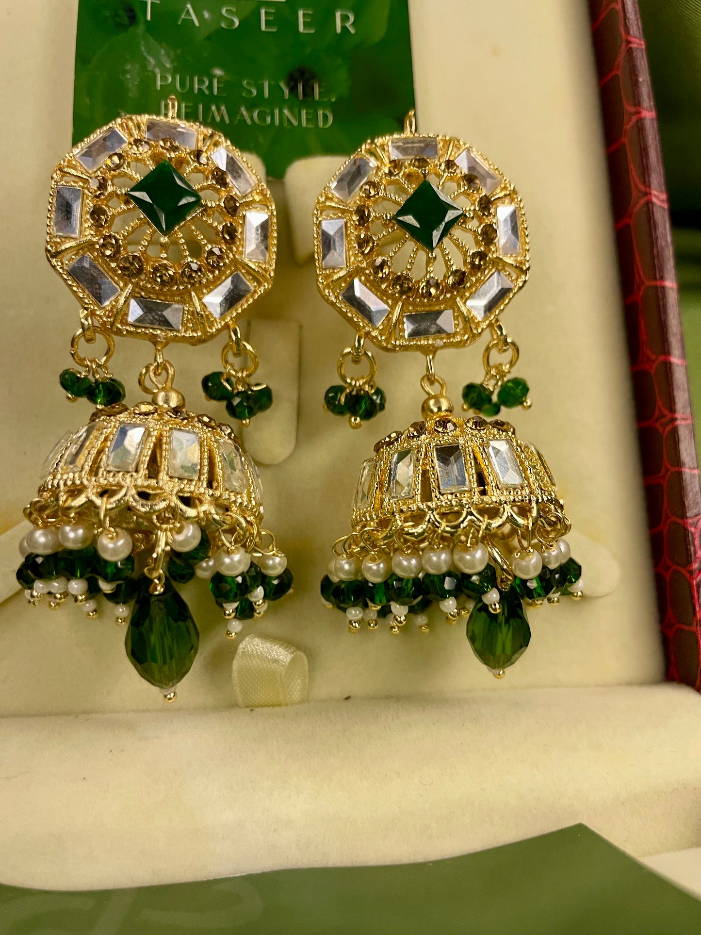 Earrings Bahawalpuri Kundan Jhumka - Green - TER03